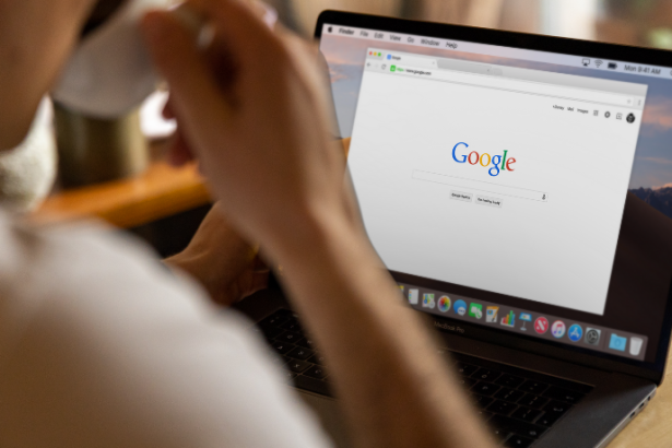 A Saftec Digital te orienta sobre os momentos em que é possível remover seu nome de um processo online, garantindo sua privacidade.