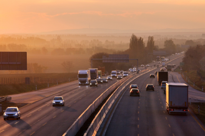A Avantec Transportes garante integridade total no transporte de eletrônicos com processos precisos e rastreamento contínuo.