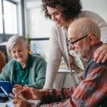 Sindnapi - Sindicato Nacional dos Aposentados, Pensionistas e Idosos: A inclusão digital do idoso é essencial para garantir direitos, autonomia e participação na sociedade.